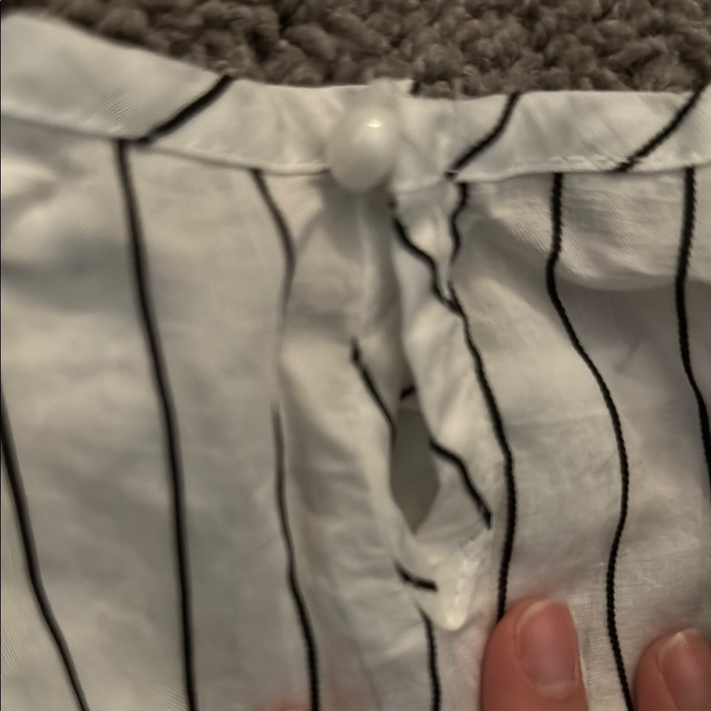 Striped Ruffle Blouse - Picture 5 of 5